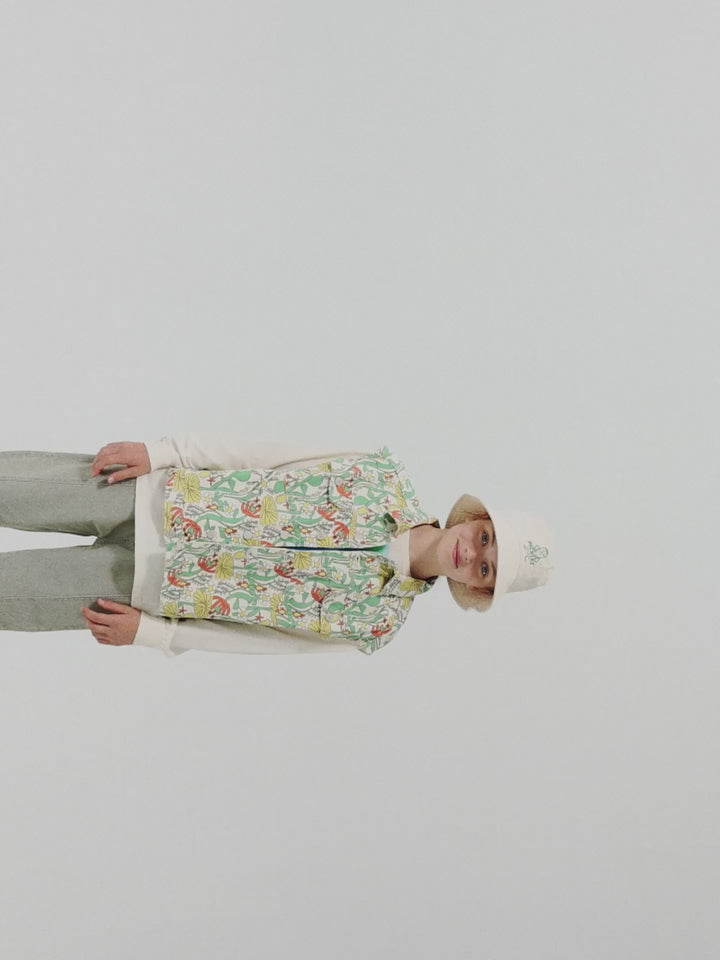 Color Herbalist all over twill vest