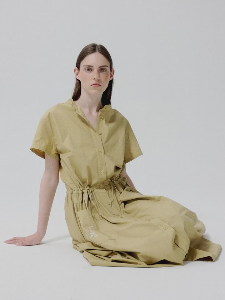 Round collar shirt dress