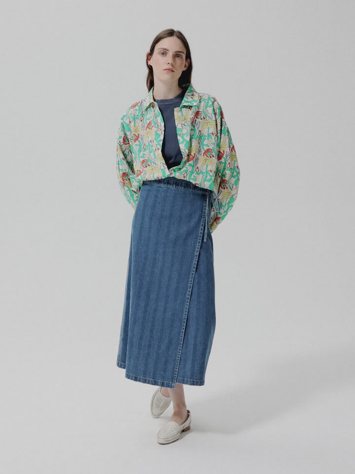 Color herbalist pattern collar shirt