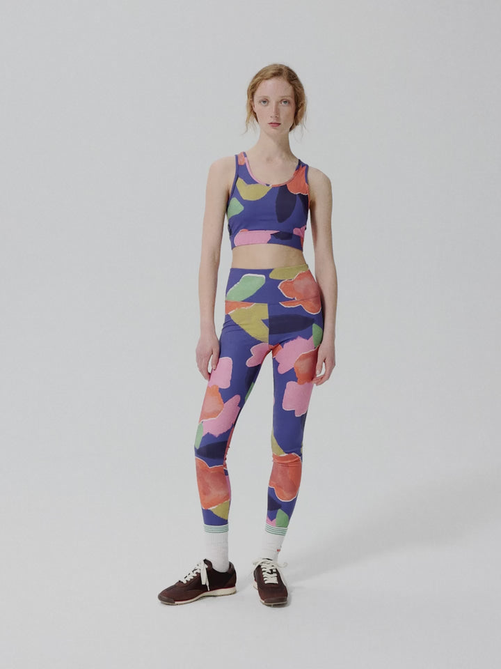 Blooming pattern sporty top