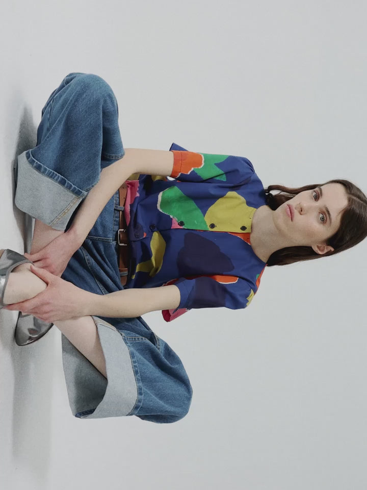 Blooming color pattern cropped blouse