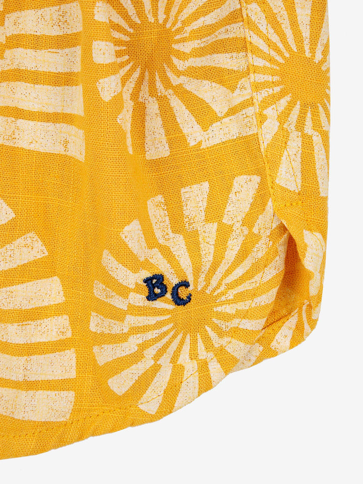 Seashell all over woven shorts