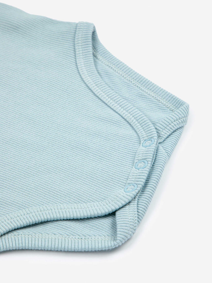 Multicolor Sail Boat long sleeve body