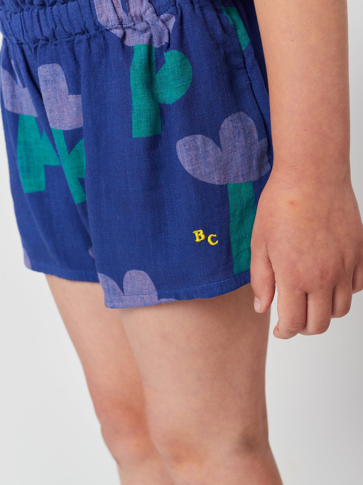 Sea Flower all over woven shorts