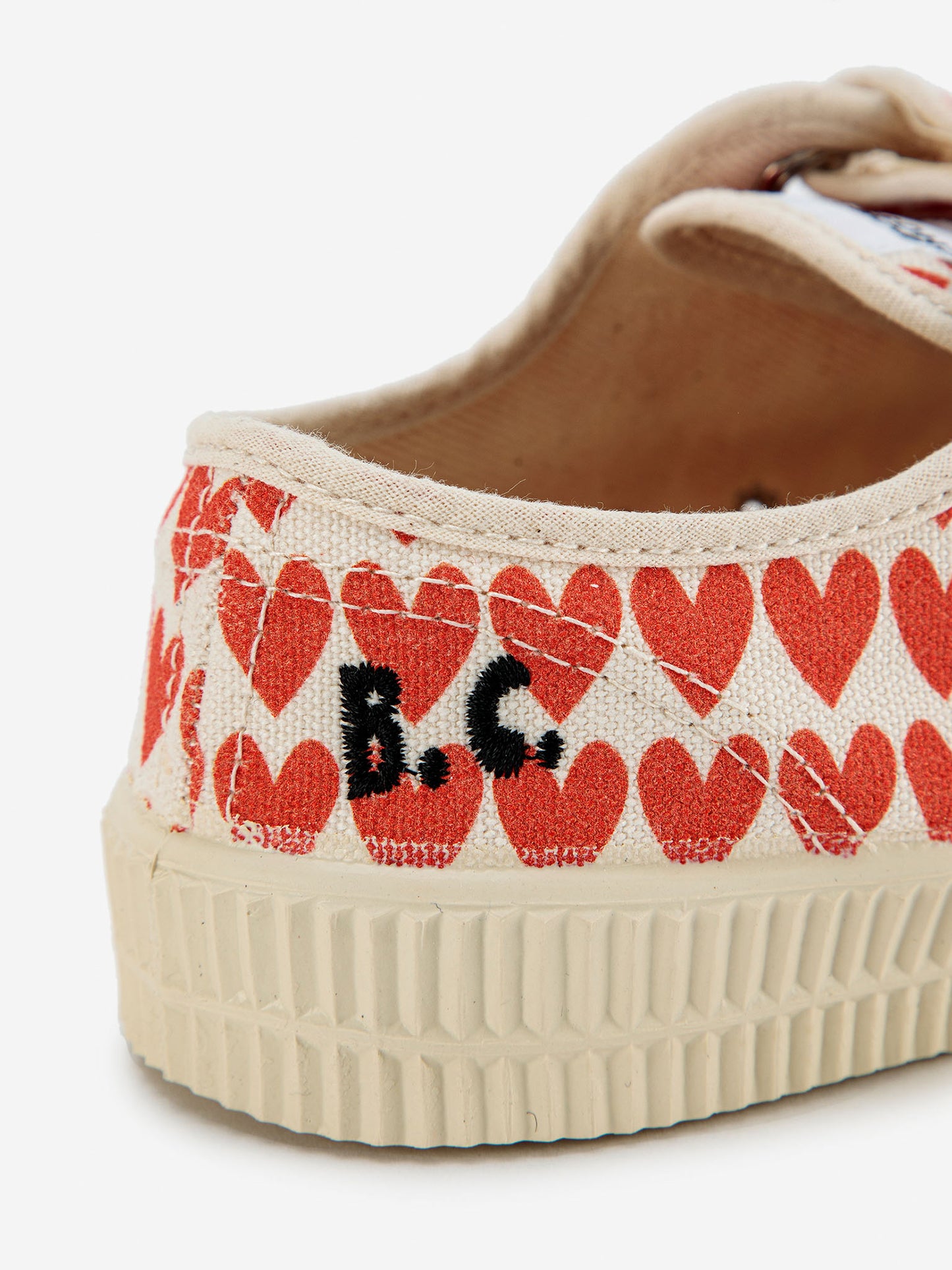 Hearts all over sneakers
