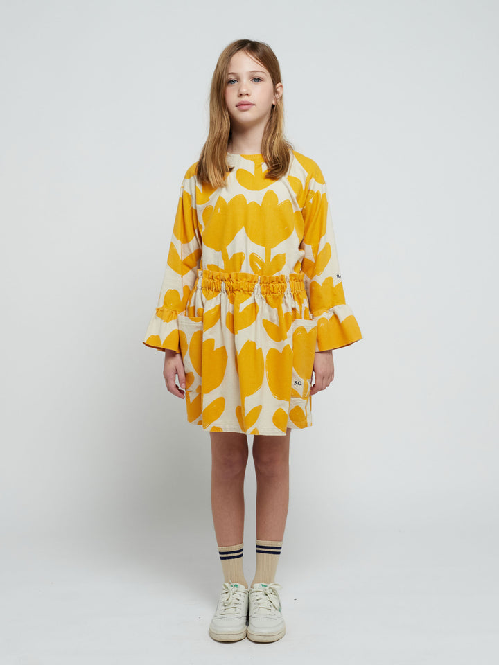 Big Flowers all over woven skirt