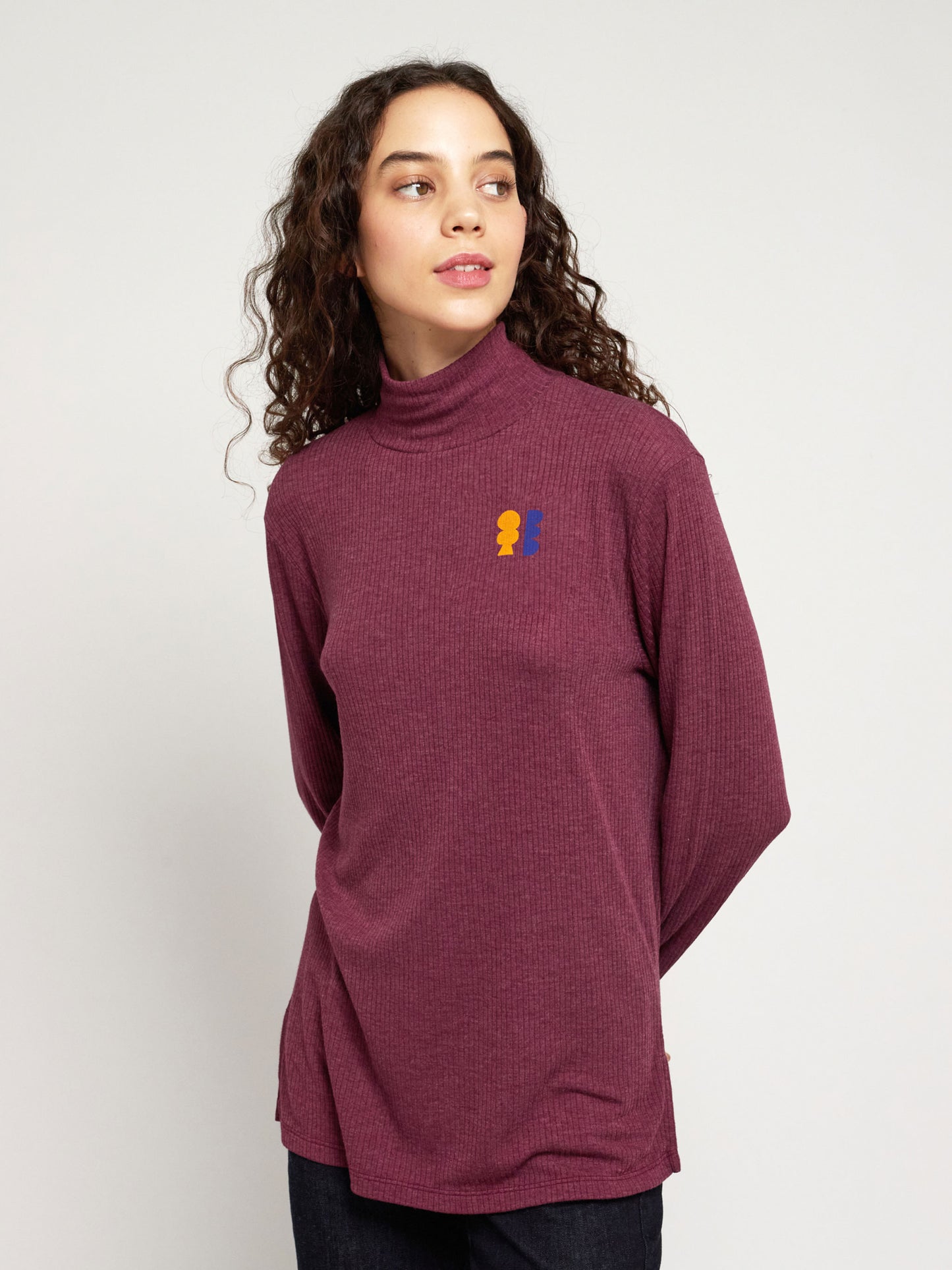 Ribbed turtle neck long T-shirt